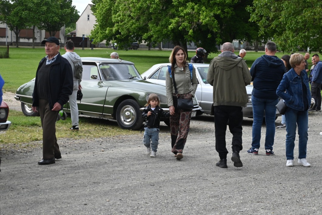 Povijesna vozila preplavila Koprivnicu: održan tradicionalni 25. Susret oldtimera Podravina 2025.